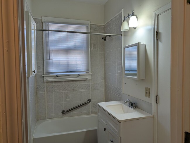 Photo - eks4821 Unidad 4823