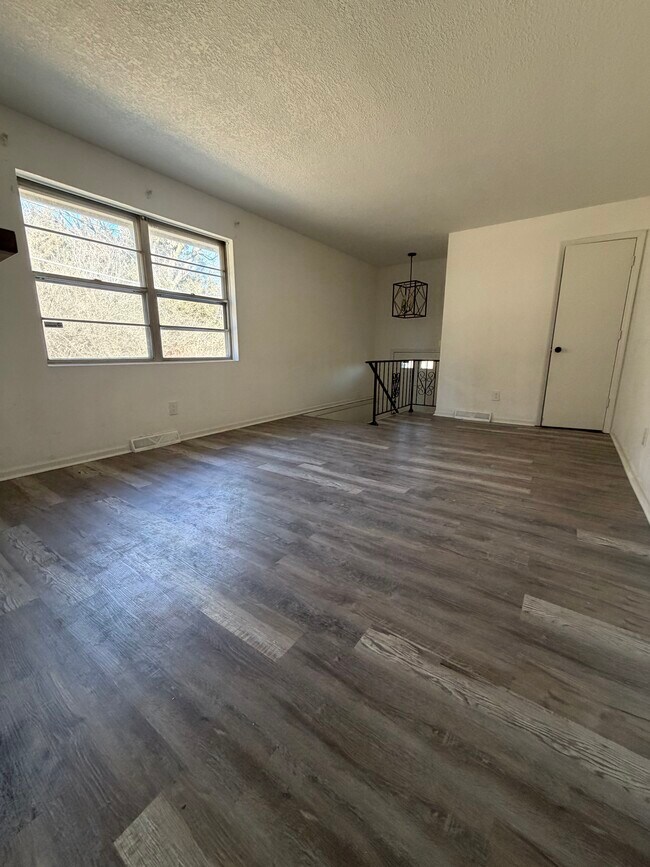 Photo - 1632 N 59th St