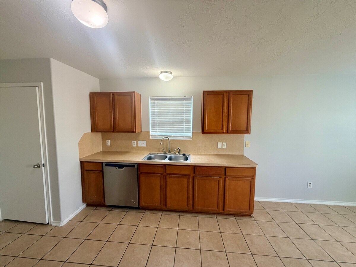 Photo - 9011 Aspen Trace Ln