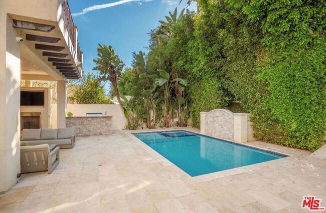 Photo - 331 Canon Dr