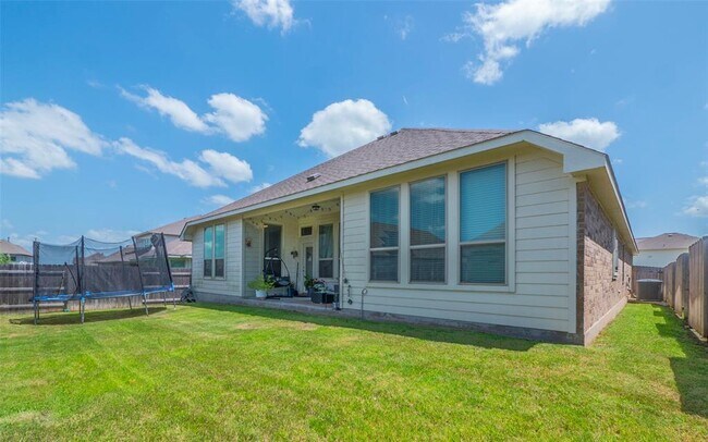 Photo - 4412 Kings Cross Rd
