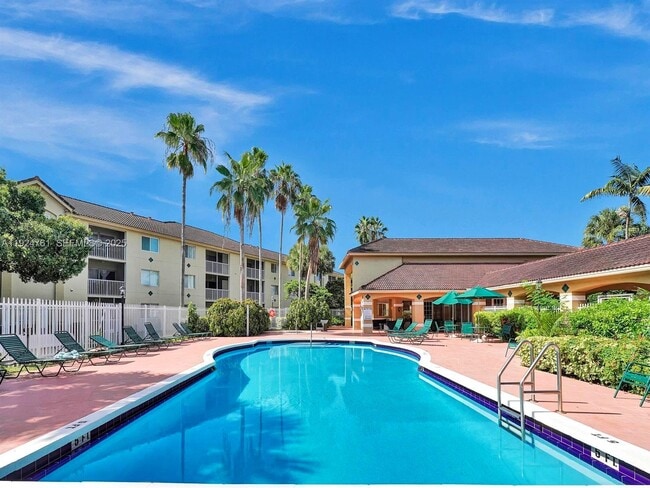 Building Photo - 410 S Park Rd Unit 207