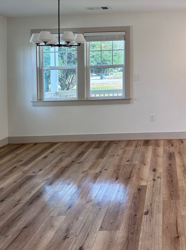 Photo - Newly Built Home minutes from Downtown Madison