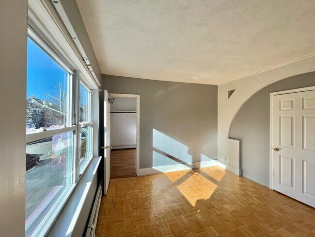 Photo - 18 Garland Ave