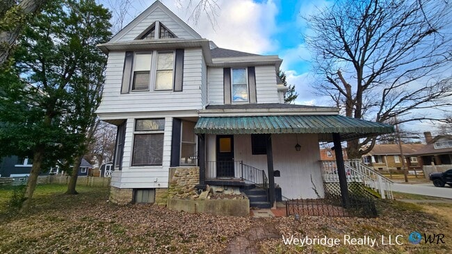 Building Photo - 8402 Curzon Ave Unit #1