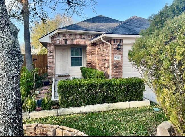 Photo - 1614 York Creek Dr