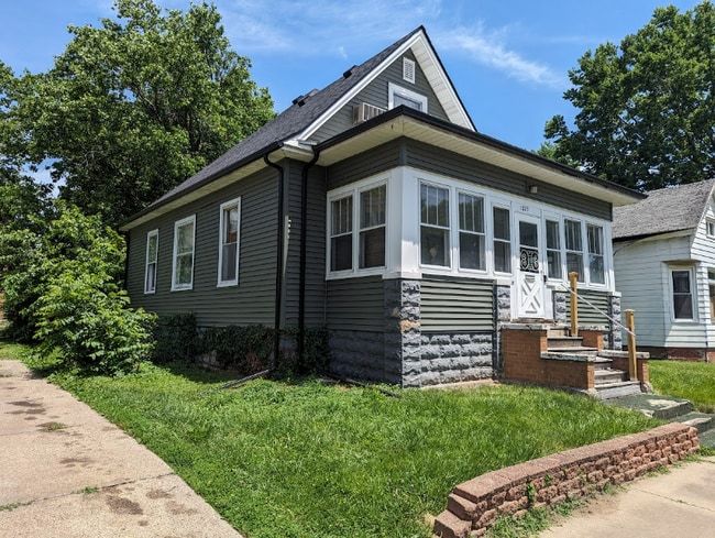 Photo - 1723 W Fredonia Ave