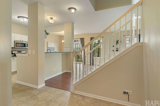533 N Red Deer Rd