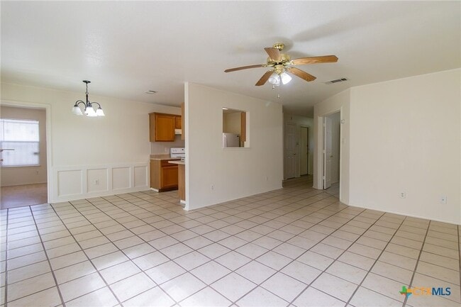 Photo - 1203 Fox Creek Dr