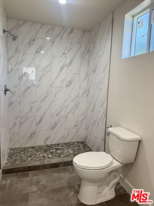 Photo - 1243 W 41st Pl
