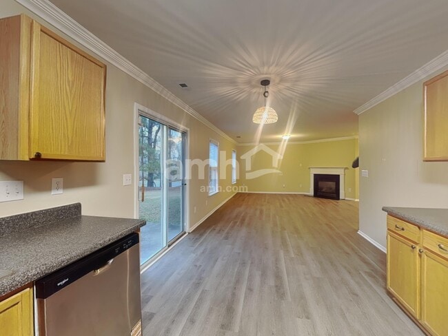 1717 Cabarrus Crossing Dr