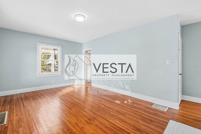 Photo - 18 Canterbury Rd