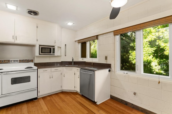 Photo - 3145 Sheridan St Unit A