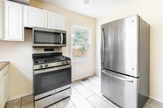 Photo - 12416 S Princeton Ave