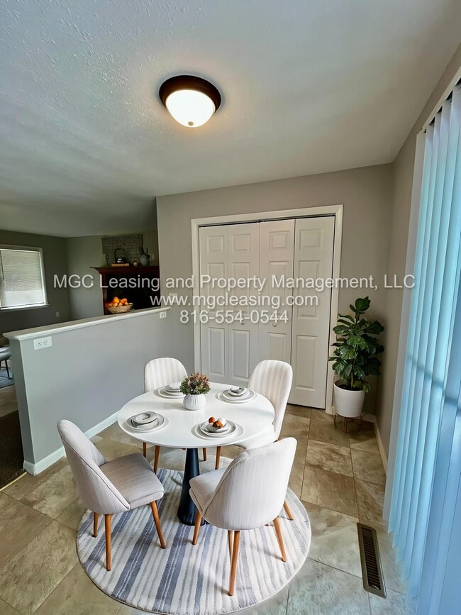 Photo - 409 SW Madison St