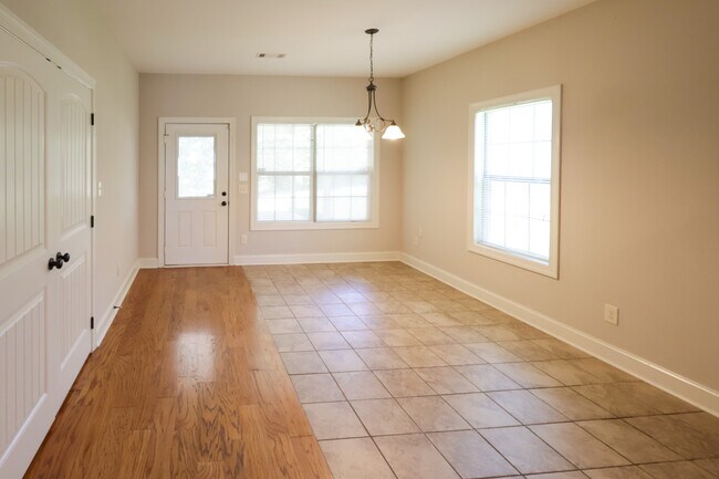 Photo - 2679 Canal Ct