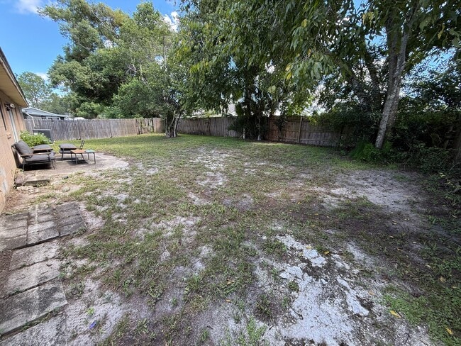 Photo - 1408 Sparrow St