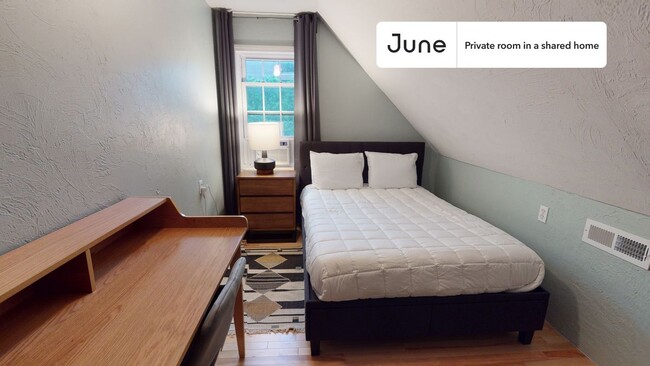 Photo - Room in Shared 7 bed/2.5 bath home Unit G