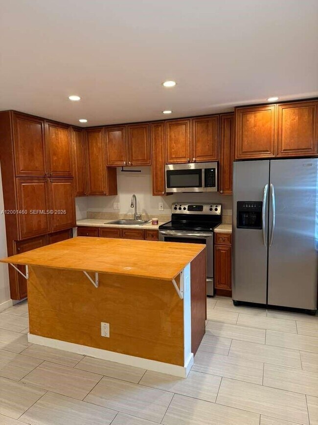 Photo - 5150 NE 6th Ave Unit 104