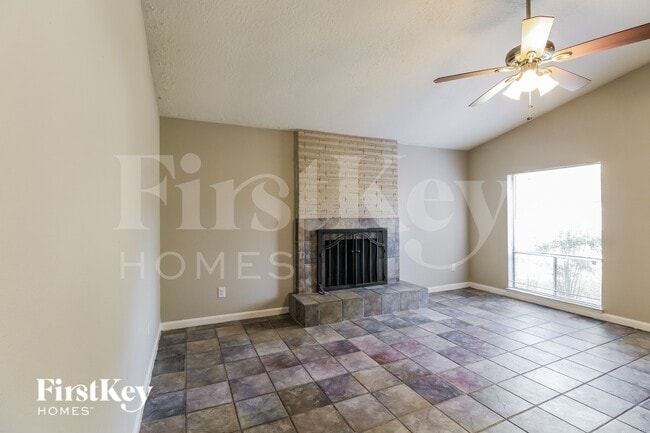 Photo - 4427 Ravine Dr