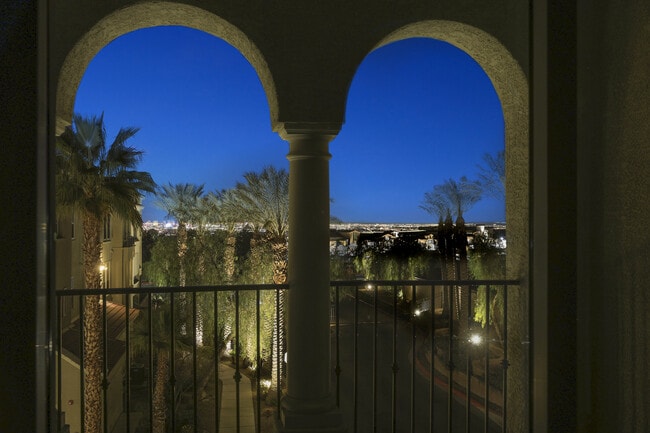 Photo - 2555 Hampton Rd Condo Unit 4302
