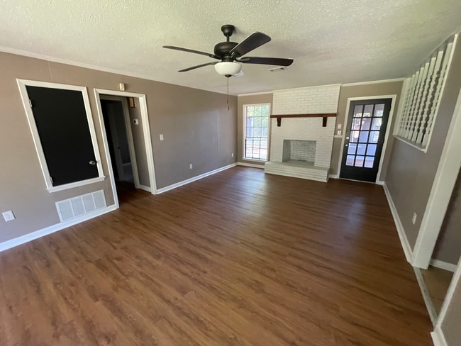 Photo - 2318 Breckinridge Rd