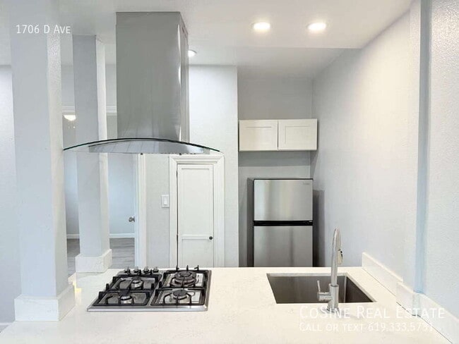 Photo - 1706 D Ave