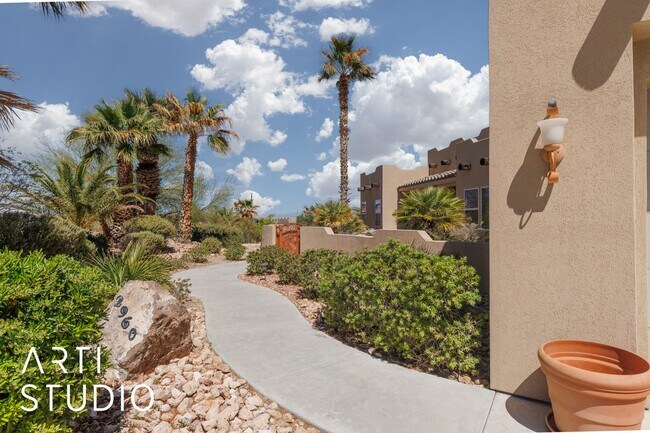 Photo - Beautiful 4 Bedroom, 3.5 Bath Home in Scenic