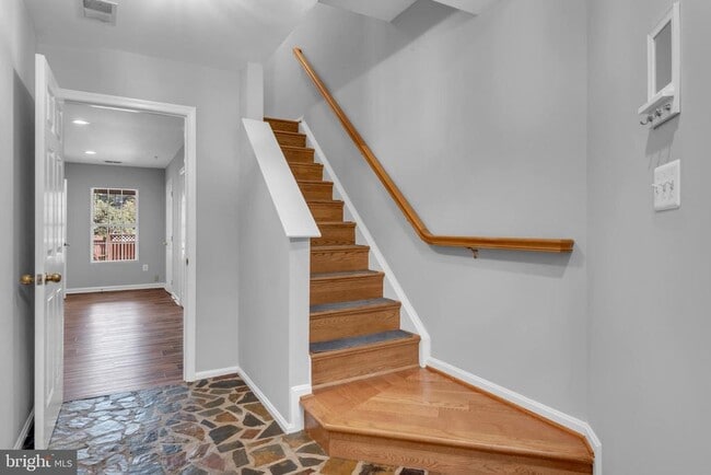 Photo - 8195 Poinsett Terrace