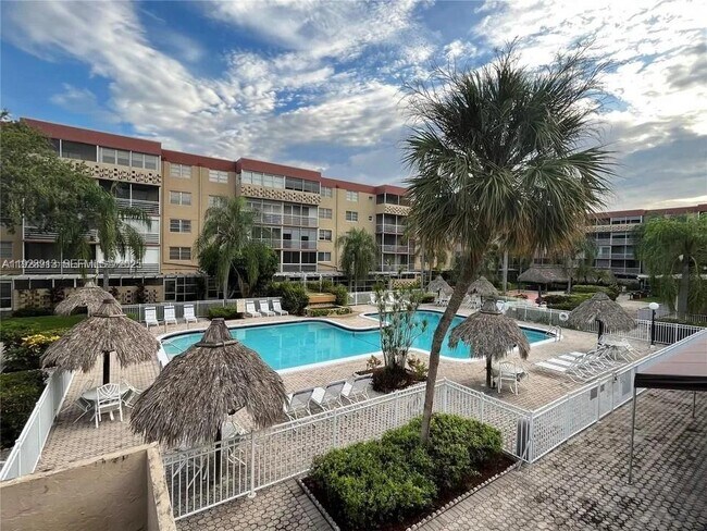 Building Photo - 403 NW 68th Ave Unit 206