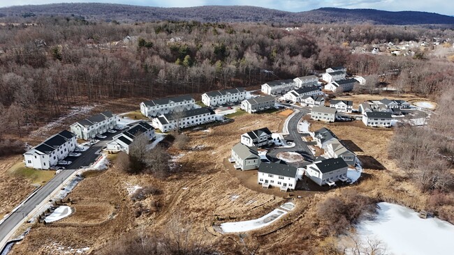 The Grand Ryefield - The Grand Ryefield Townhomes