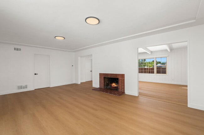 Photo - 456 Casselman St