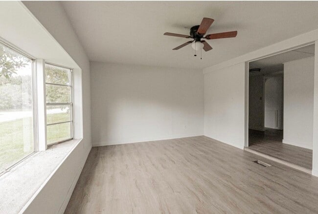 Photo - 2422 Avilion Ct