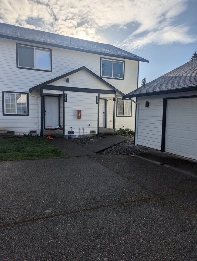 Photo - 15651 179th Ave SE Townhome