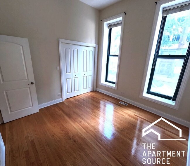 Photo - 851 N La Salle Dr Unit 1S