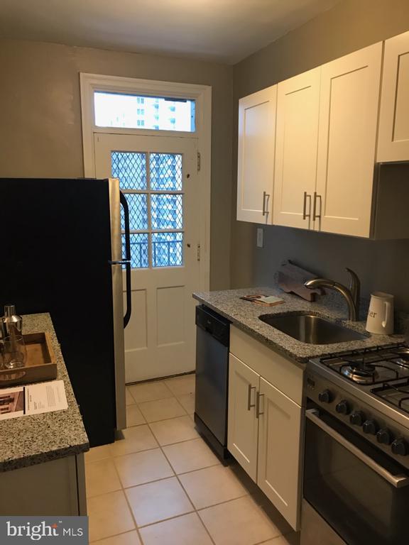 Photo - 2031 Locust St Unit 1404