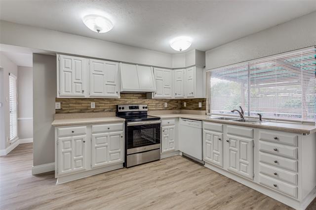 1930 Rambling Ridge Ln