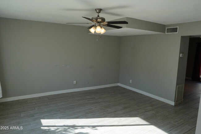 Photo - 4501 S Mill Ave