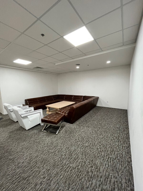 2101 N Main St Unit 301
