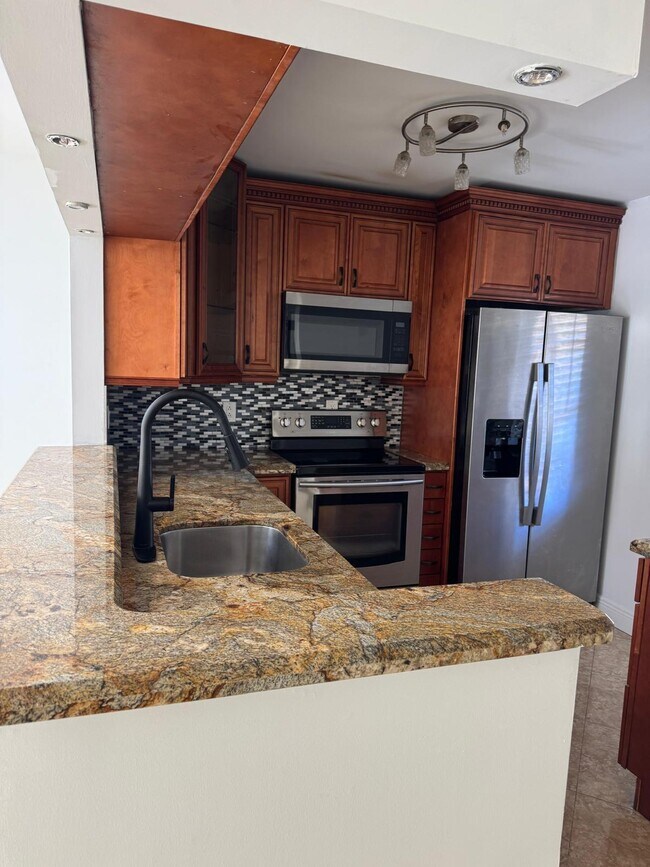 Photo - 9200 SW 3rd St Unit 109