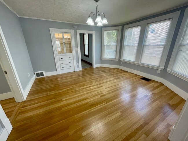 85 Warren Ave Unit 1