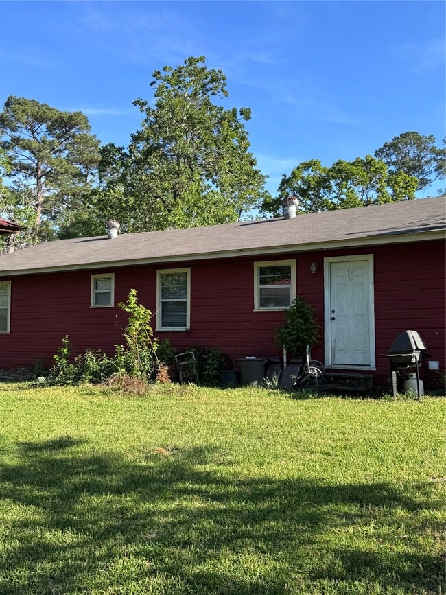 Photo - 479 County Rd