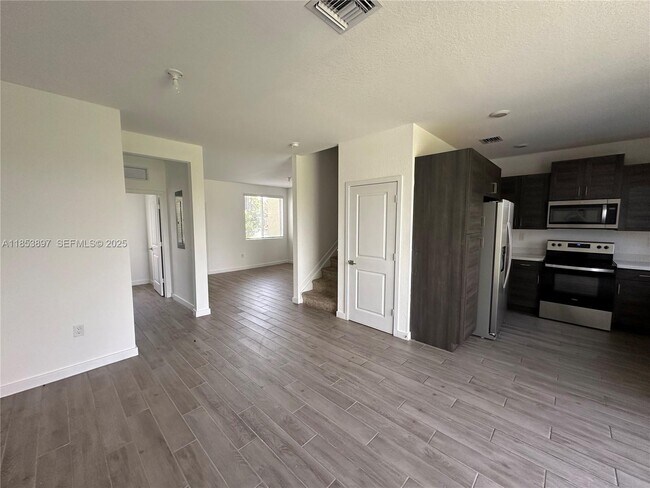 Photo - 1092 SE 23rd Ave