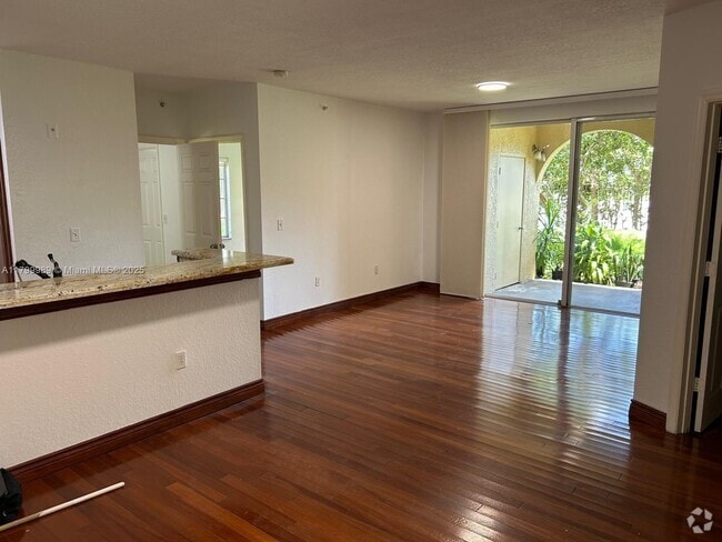 Building Photo - 2516 Centergate Dr Unit 102 Rental