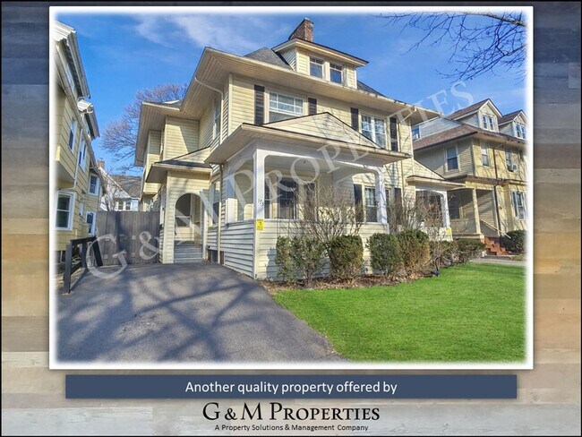 Photo - Rare Park Ave Rental – Spacious 3-Bedroom with Original Charm