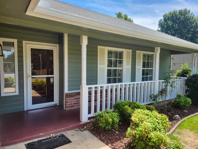 Photo - 1884 N Albany Ln