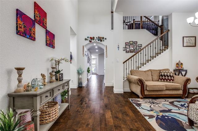 Photo - 2109 Richmond Park Ln