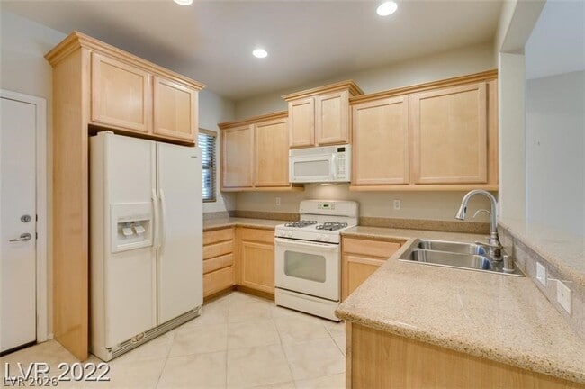 Photo - 5985 Falconer Ave