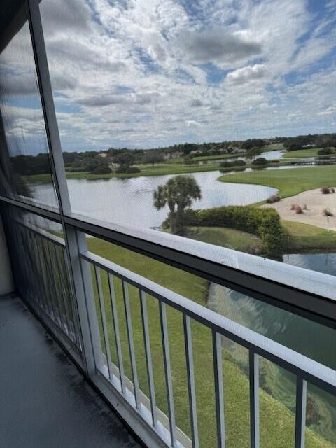 Building Photo - 2421 Village Blvd Unit 404