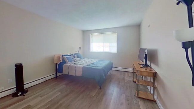 Photo - 123 Sewall Ave Unit 1A